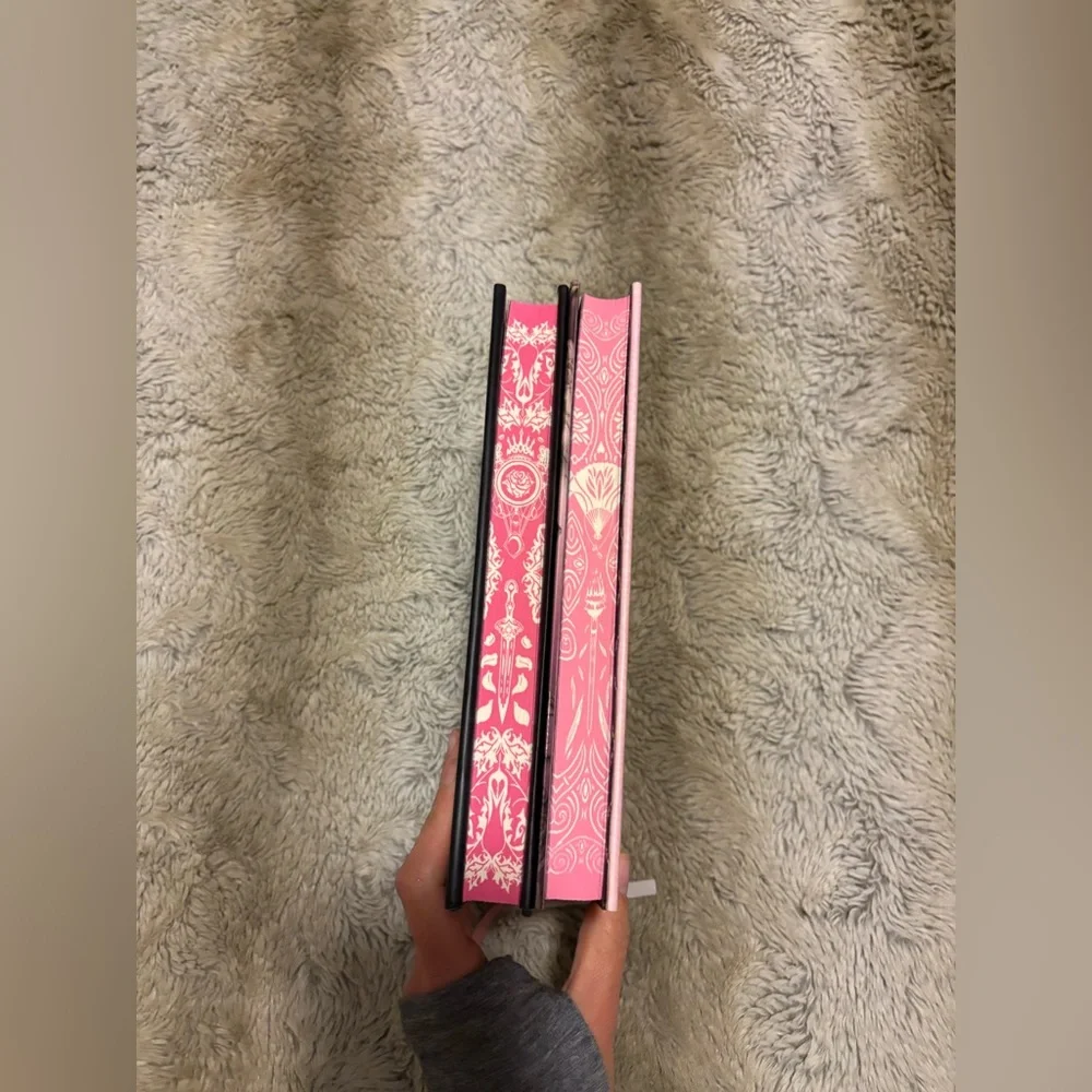 The Shadows Between Us Sprayed Edges Book Bundle by Tricia Levenseller - Picture 6 of 7